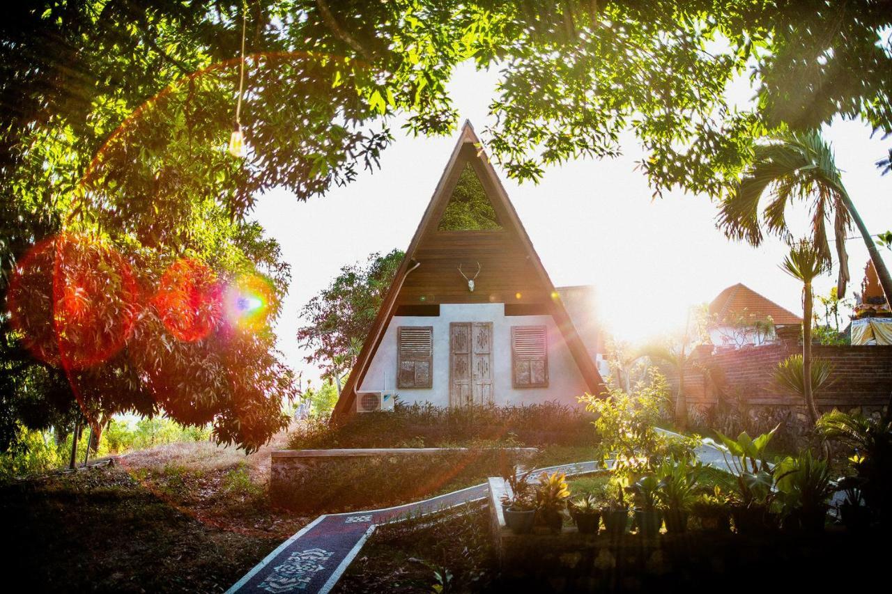 Batan Sabo & Co Hotel Toyapakeh Luaran gambar